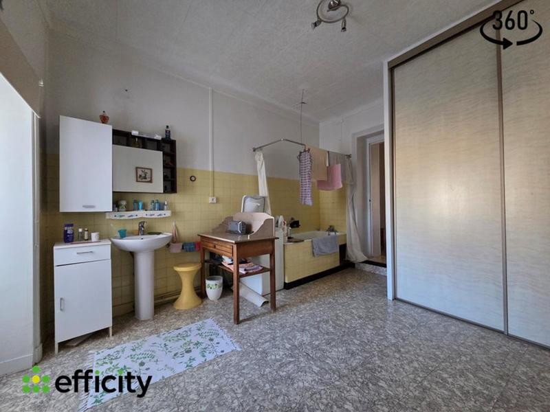 Maison - 149 m² - 6 pièces