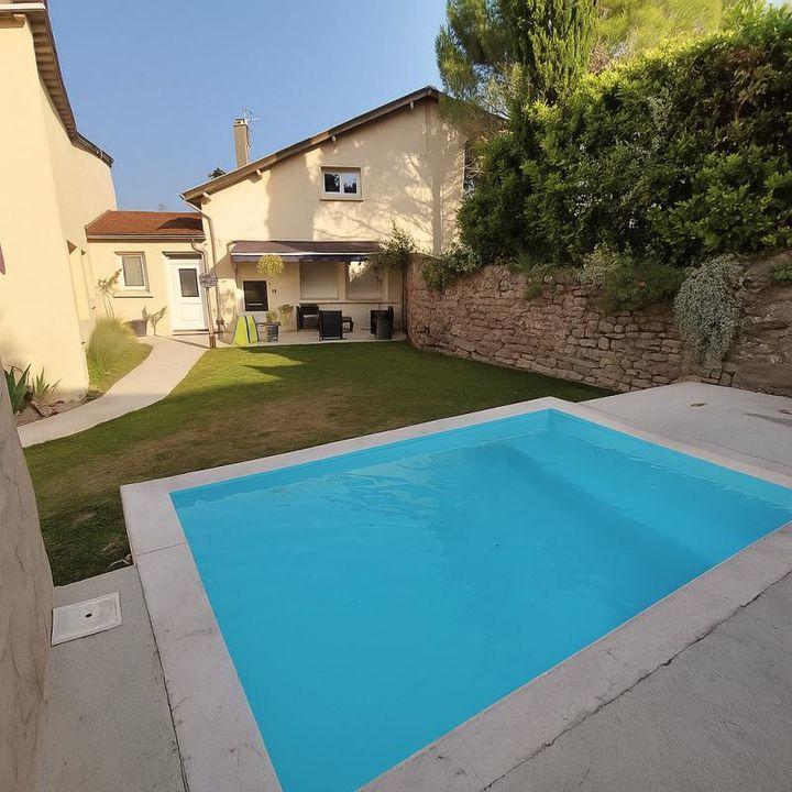 Maison de village - 145 m² - 4 pièces