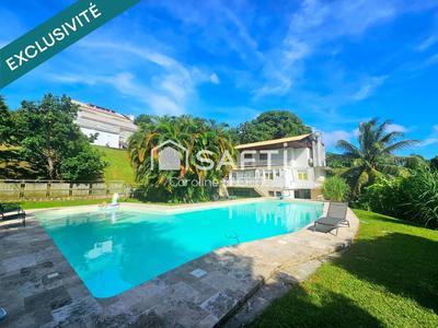 Villa - 425 m² - 15 pièces