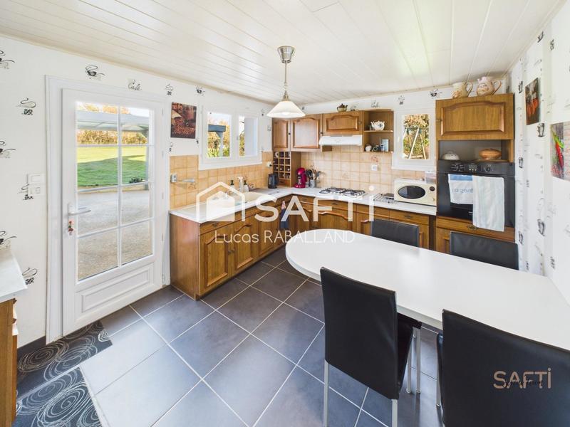 Maison - 175 m² - 6 pièces