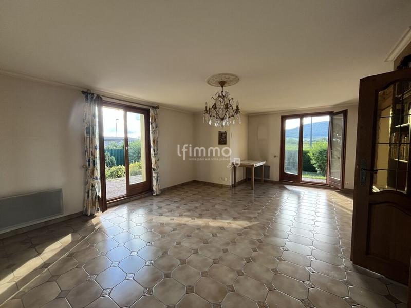 Château - 137 m² - 5 pièces