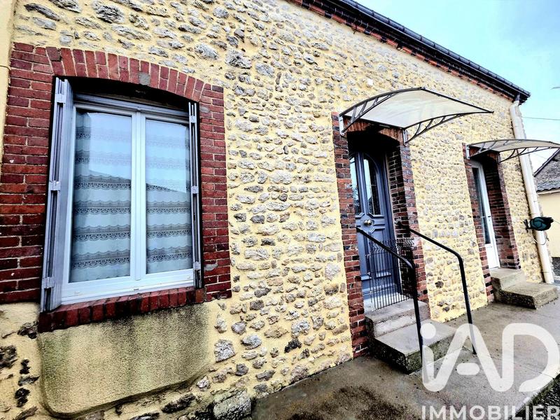 Maison de village - 80 m² - 4 pièces