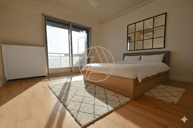 Appartement - 150 m² - 6 pièces