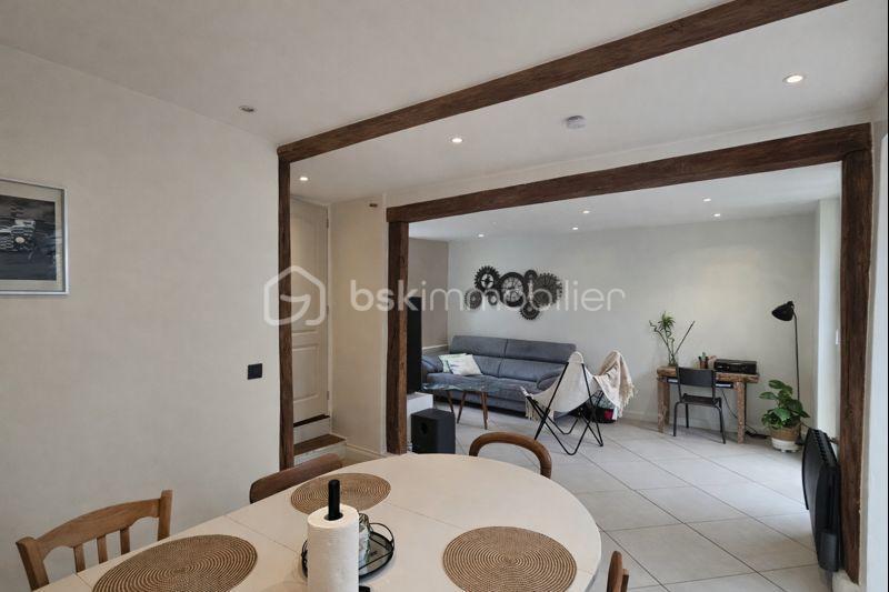 Maison en pierre - 105 m² - 5 pièces