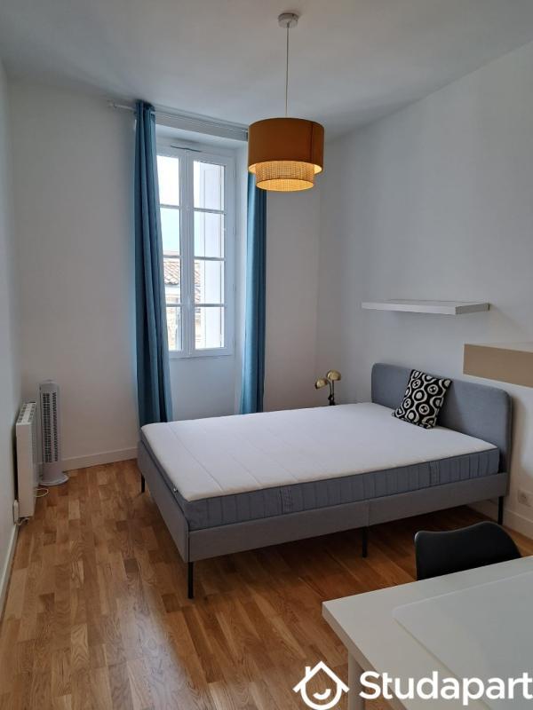 Chambre - 15 m² - 1 pièce
