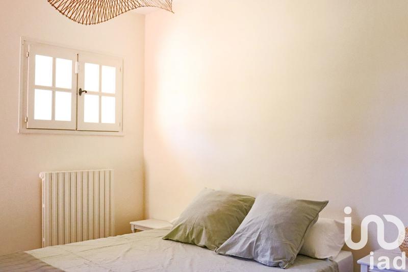 Maison - 220 m² - 10 pièces