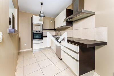 Appartement - 90 m² - 4 pièces