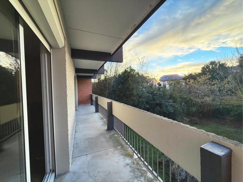 Appartement - 94 m² - 4 pièces