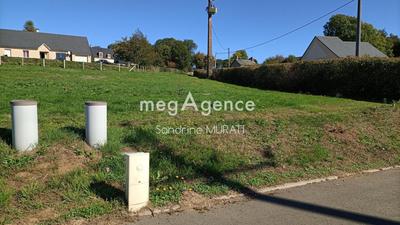 Terrain constructible - 812 m²