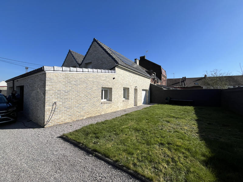 Maison - 147 m² - 7 pièces