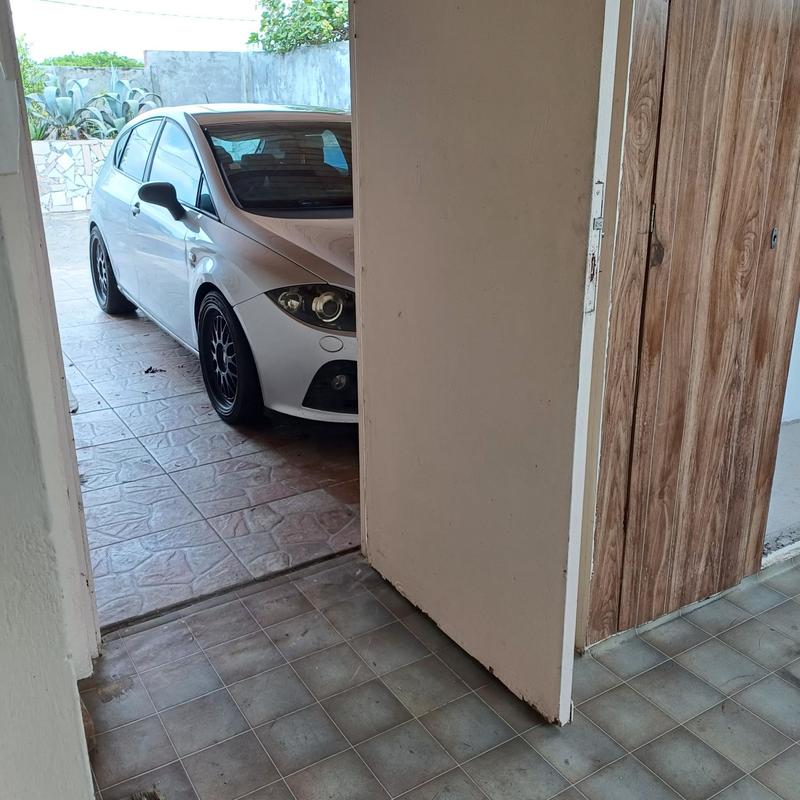 Maison - 350 m² - 10 pièces