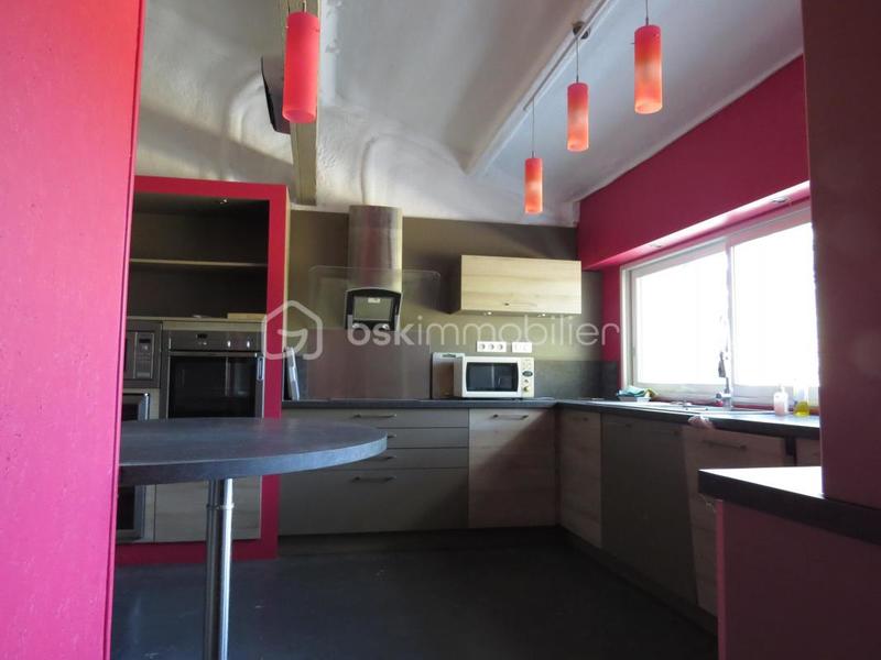 Longère - 232 m² - 6 pièces