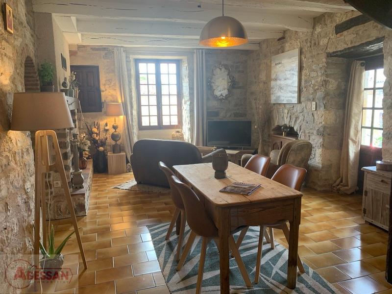 Maison de village - 175 m² - 7 pièces