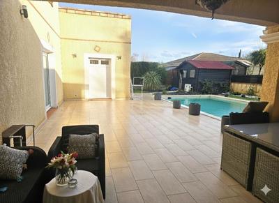 Maison - 160 m² - 6 pièces