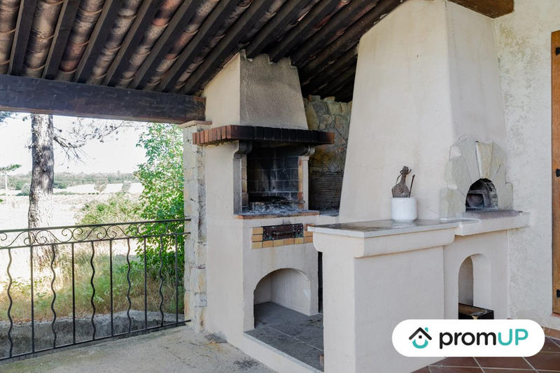 Villa - 220 m² - 8 pièces