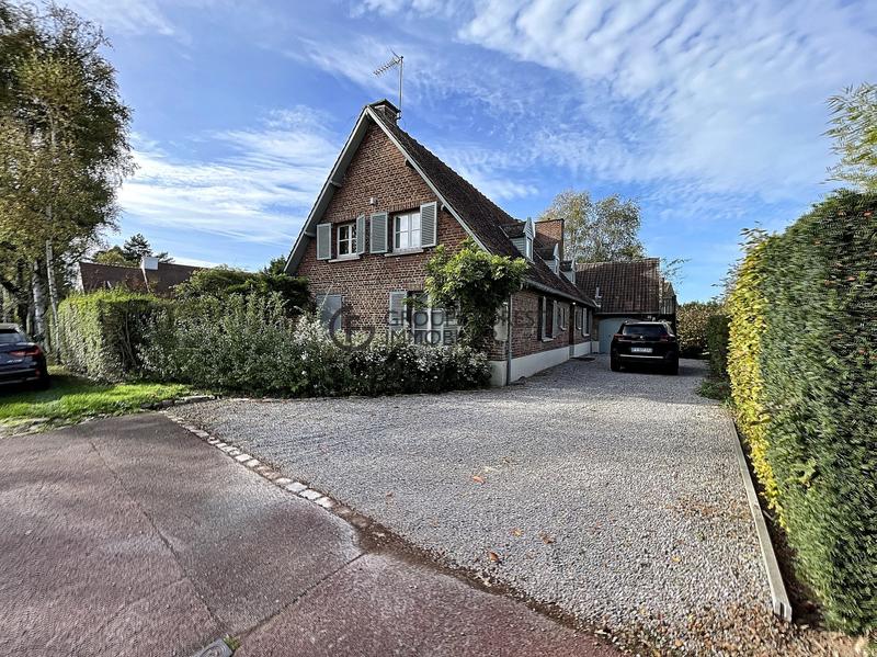 Maison - 193 m² - 6 pièces