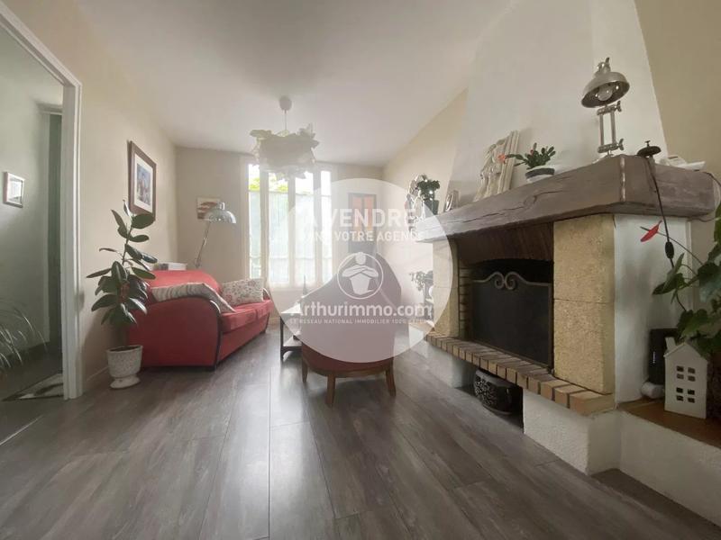 Maison - 104 m² - 5 pièces