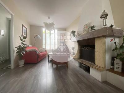 Maison - 104 m² - 5 pièces