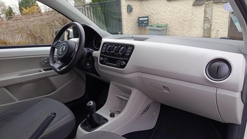 Volkswagen Up! 1.0 75 Move Up!