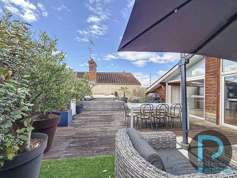 Appartement - 195 m² - 5 pièces