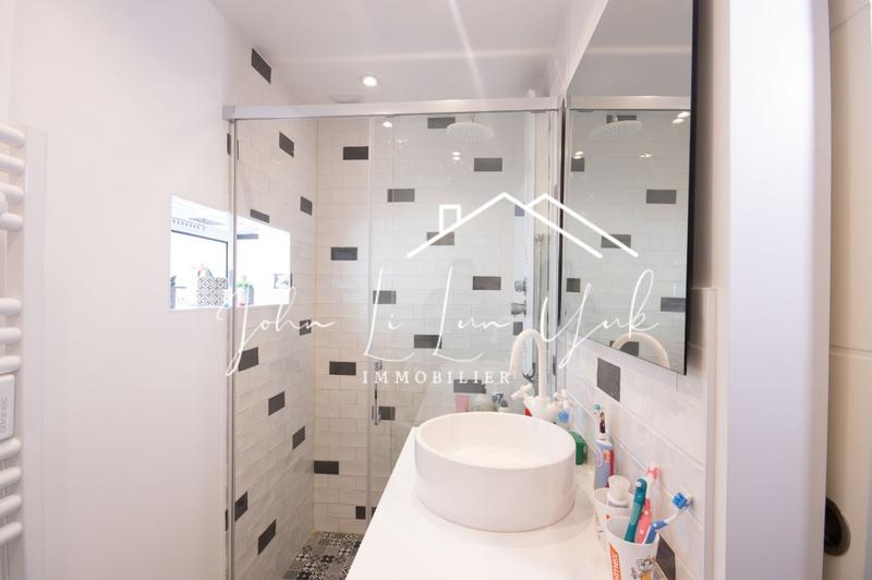 Maison - 136 m² - 6 pièces