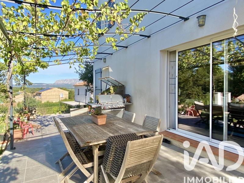 Maison - 112 m² - 5 pièces