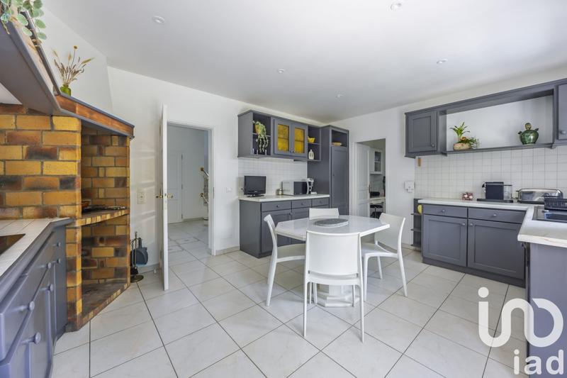 Maison de maîtres - 241 m² - 6 pièces