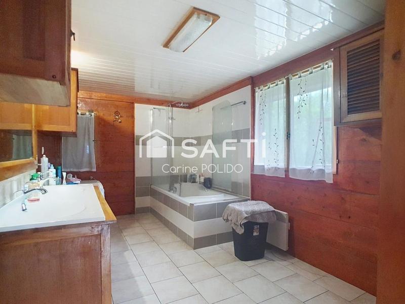 Châlet - 255 m² - 3 pièces