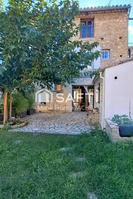 Maison - 170 m² - 6 pièces