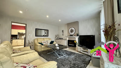 Maison - 90 m² - 3 pièces