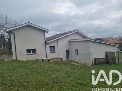 Maison - 120 m² - 5 pièces
