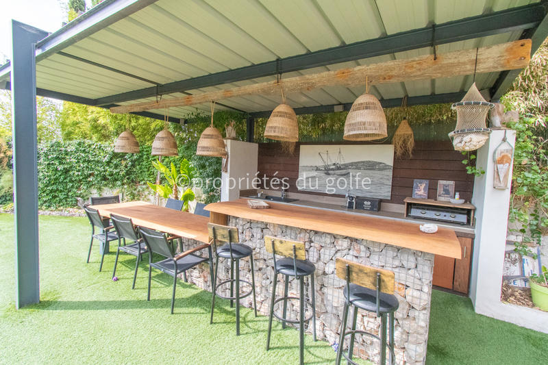 Maison - 188 m² - 5 pièces