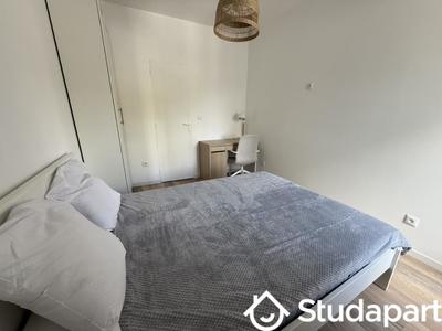 Chambre - 12 m² - 1 pièce