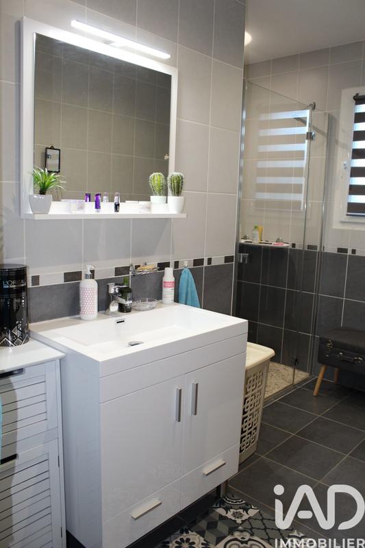 Maison - 85 m² - 3 pièces