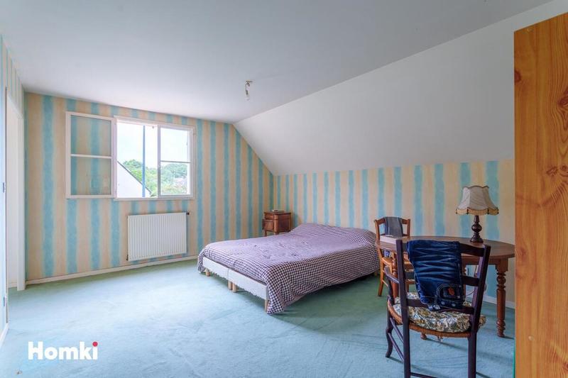 Maison - 168 m² - 6 pièces