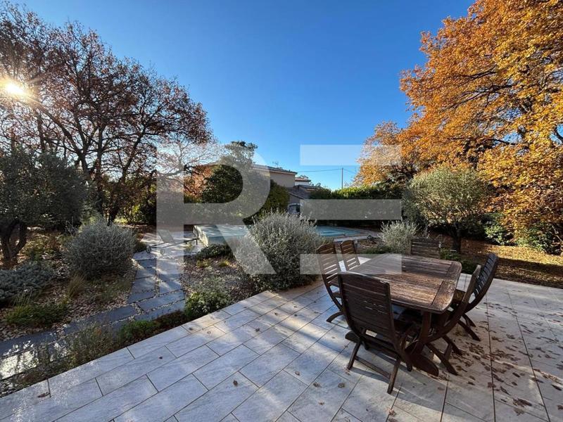 Maison - 107 m² - 4 pièces