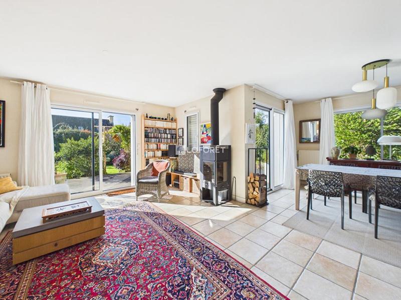 Maison - 138 m² - 5 pièces