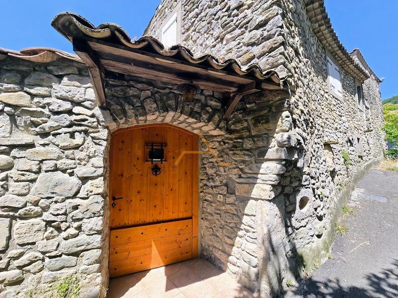 Maison de village - 151 m² - 6 pièces