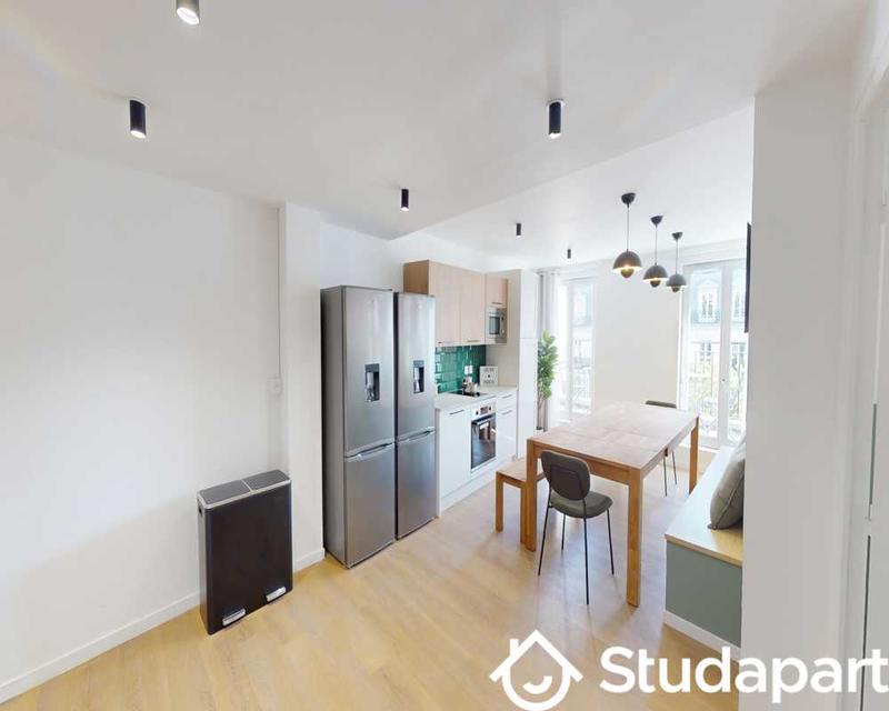 Chambre - 160 m² - 1 pièce