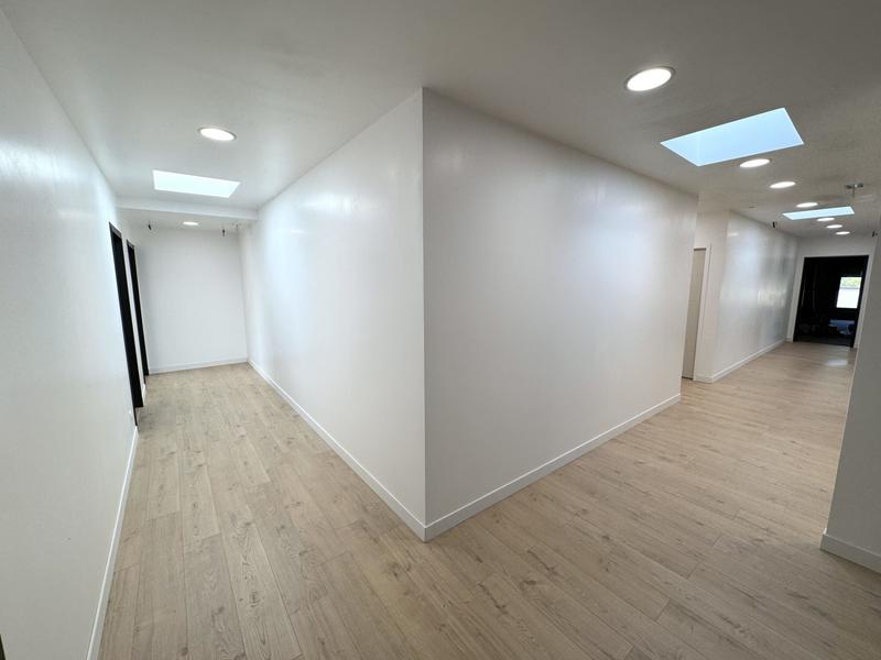 Bureau - 575 m² - 18 pièces