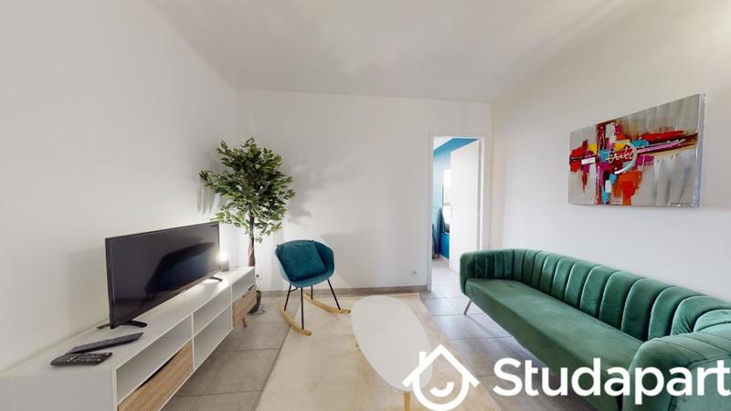 Chambre - 9 m² - 1 pièce