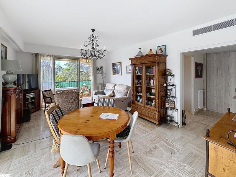 Appartement - 75 m² - 3 pièces