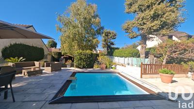 Maison - 179 m² - 6 pièces