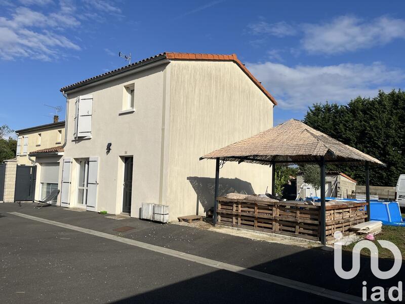 Maison - 94 m² - 5 pièces