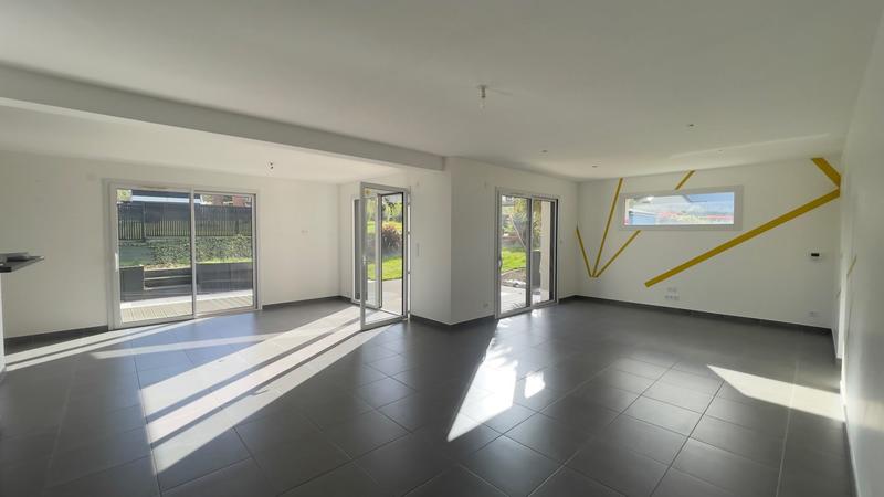 Maison contemporaine - 191 m² - 7 pièces