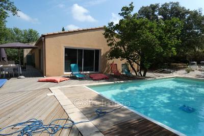 Villa - 195 m² - 6 pièces