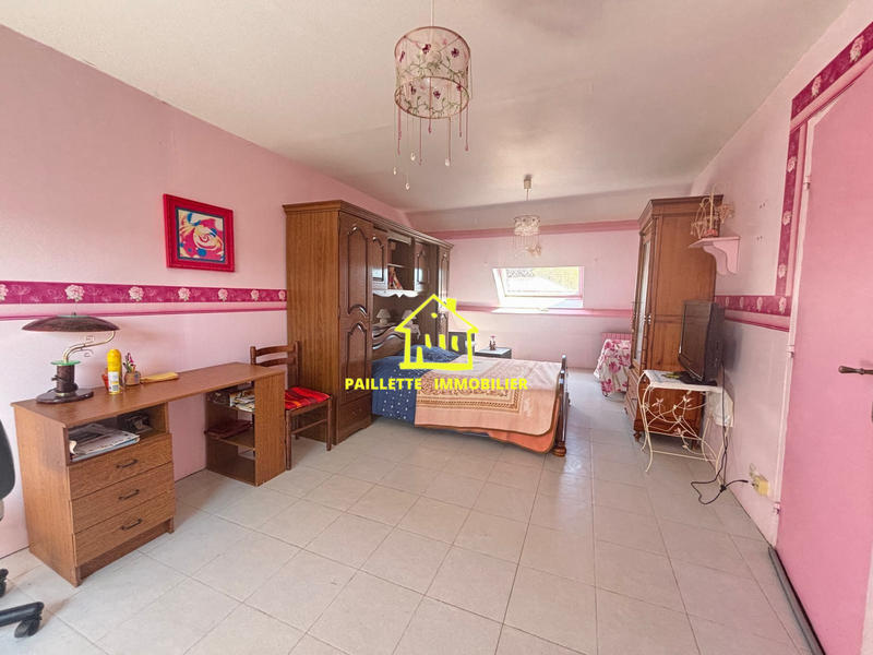 Maison traditionnelle - 111 m² - 5 pièces