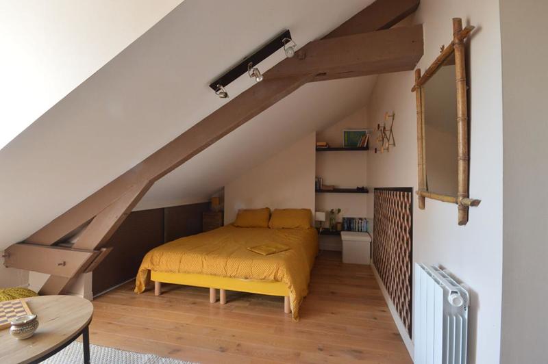 Maison - 181 m² - 9 pièces