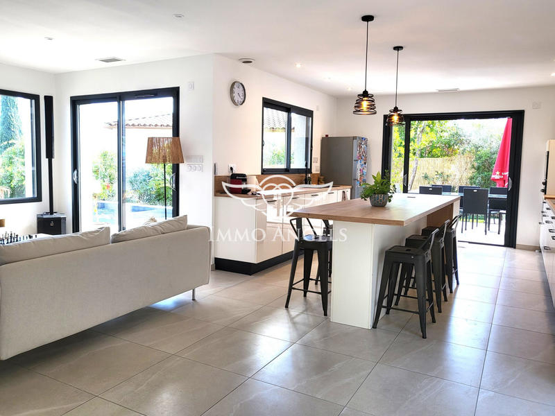 Maison contemporaine - 147 m² - 5 pièces