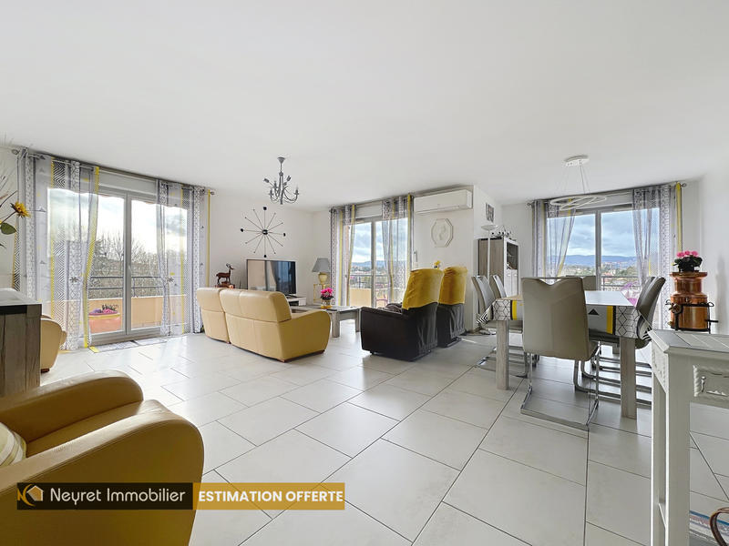 Appartement - 114 m² - 3 pièces